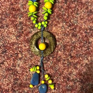 💫PRICE DROP💫🌸colorful necklace matching earring